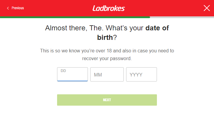 Registration at Ladbrokes - Birthdate (step 4)